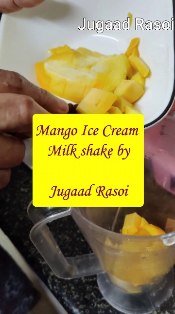 #mango 🥭 Milkshake Ice cream  #jugaadrasoi #jugaad #drink #food #milkshake #mango #icecream #cooking #covid19relief #diet #healthyfood #health #love #shake #juice #covid19prevention